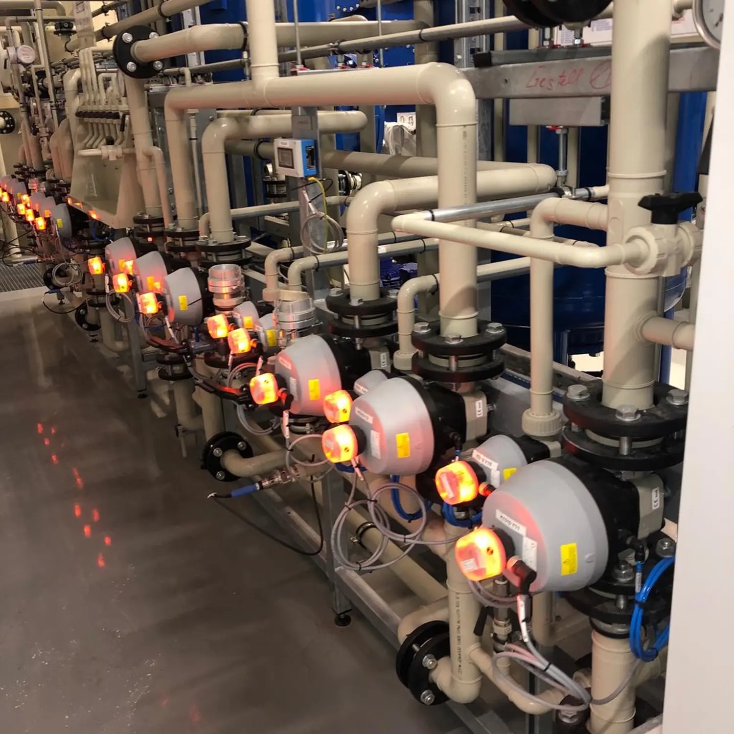 Signco GmbH -  Montage und Demontage, Verlegung von Rohrleitungssystemen - Rohre